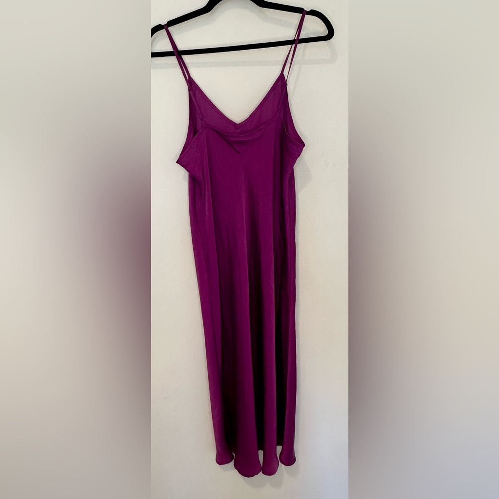 MEDIUM Slip dress